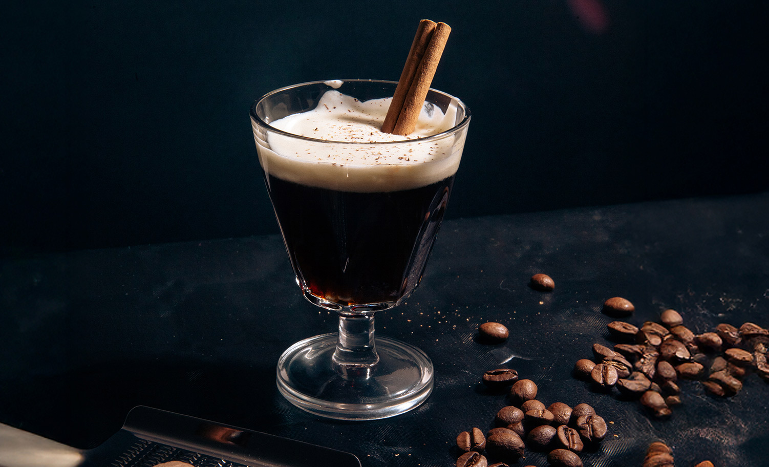 Cicktail de canela y cafe